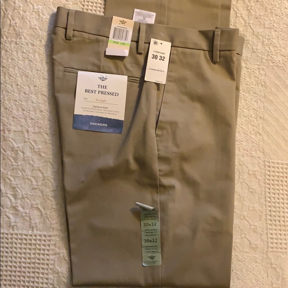 Dockers Straight Fit Khaki Pants